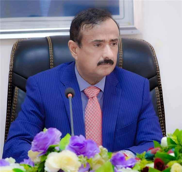 محافظ شبوة بن الوزير يشيد بجمعية الصناعات النسيجية بالروضة ويثمن دورها الرائد بعد 53 عاماً من العطاء