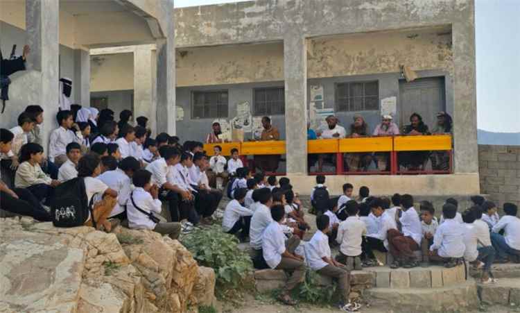 مدرسة المجزع بيافع سرار تعلن إقامة حفل لتكريم الطلاب والطالبات المتفوقين يوم الاحد القادم