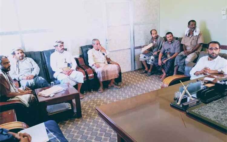 مدير تربية شبوة يلتقي مدير تربية ميفعة لمناقشة التحضيرات النهائية لانطلاق اختبارات الثانوية العامة