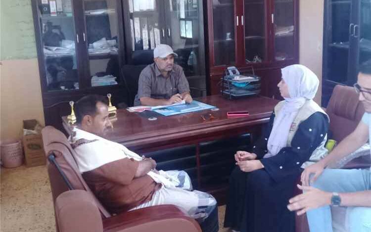 مدير عام المسيمير يلتقي فريق الأنشطة القانونية بمنظمة DRC ويؤكد أهمية توسيع مشاريع الحماية بالمديرية