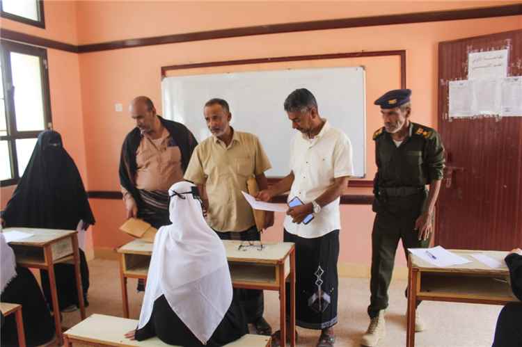 مدير عام بروم ميفع يدشن بدء إختبارات إنهاء مرحلة الثانوية بالمديرية