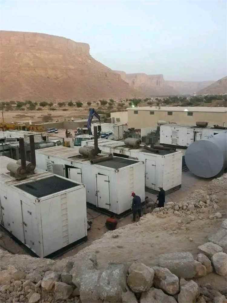 مدير عام دوعن يوجّه إدارة الكهرباء برفع تقرير عاجل حول أسباب انقطاع الخدمة ويقرر إجراءات لتعويض المواطنين