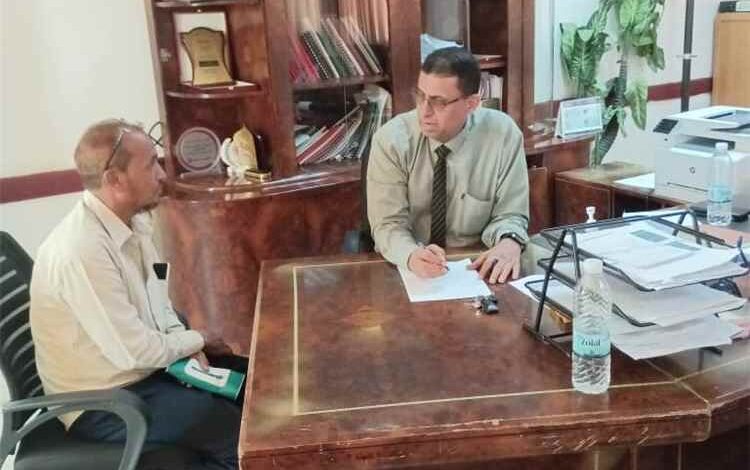 مدير عام صحة لحج ومدير مستشفى ردفان يناقشان الأوضاع الصحية وسبل تعزيز الخدمات الطبية