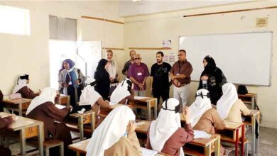 مدير عام مديرية التواهي يدشن امتحانات الثانوية العامة بمديرية التواهي