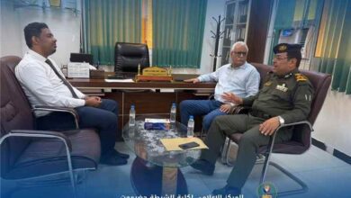 مدير كلية الشرطة حضرموت يبحث مع مكتب وزارة الصحة والسكان تعزيز التعاون المشترك ودعم الخدمات الطبية