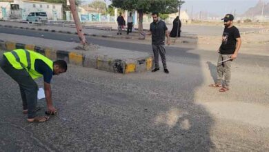 مسح ميداني شامل للطرق المتضررة في البريقة استعداداً لأعمال الصيانة