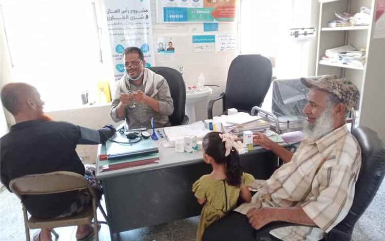 مناشدة عاجلة لإنقاذ أهالي "حطاط الركب".. انتشار مقلق للحميات والوحدة الصحية تعاني نقص الإمكانيات