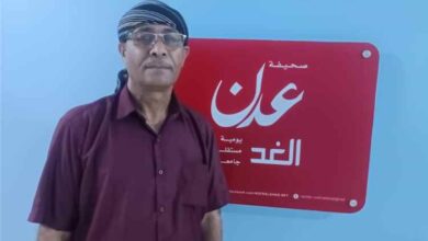 مواطن يشكو منعه وزوجته من الدخول لزيارة عمه في أحد مستشفيات عدن