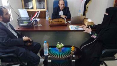 نائب وزير الشؤون الاجتماعية يطلع على سير العمل في اللجنة الوطنية للمرأة بمأرب