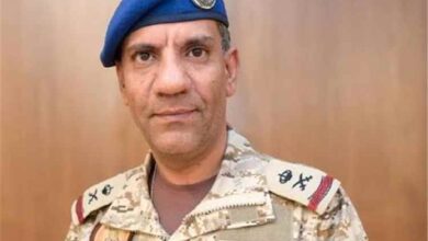 وزارة الدفاع السعودية: خلل فني يؤدي لانحراف صاروخ أُطلق من اليمن وسقوطه قرب الحدود
