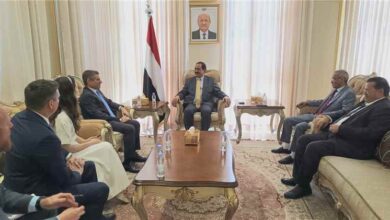 وزير الداخلية يثمن جهود السفير الامريكي في تعزيز التعاون والتنسيق بين البلدين