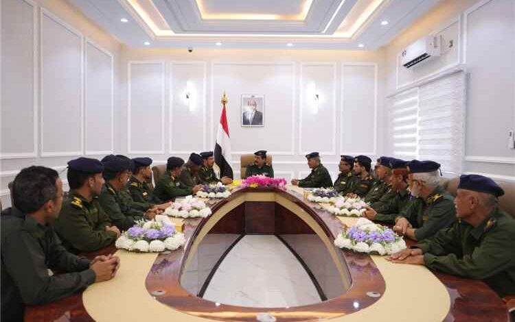 وزير الداخلية يوجه مصلحة الأحوال المدنية بتقديم التسهيلات للمواطنين