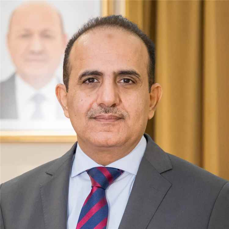 وزير الصحة يدين جريمة مقتل الطبيب السوري سامر وزوجته في عدن ويعزي أسرتهما