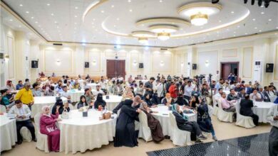 وزير النقل يلتقي نخبة من الاكاديميين والشخصيات الاجتماعية والإعلاميين ونشطاء المجتمع المدني لمناقشة المستجدات والقضايا العامة