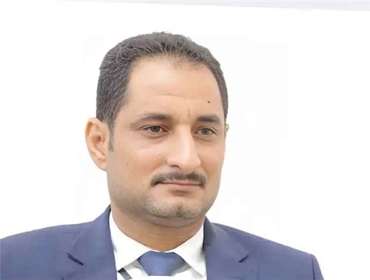وليد الراجحي: لا مؤتمر بعد صالح كما لا كسرى بعد كسرى.. والحزب بات أربعة أجنحة.