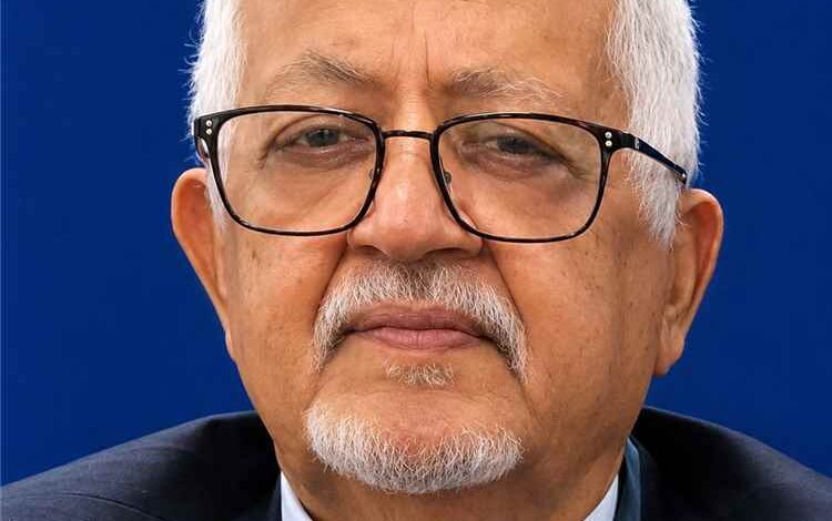 ياسين سعيد نعمان: المجتمع اليمني يتكيّف مع واقع يقود البلاد إلى نهايات مجهولة