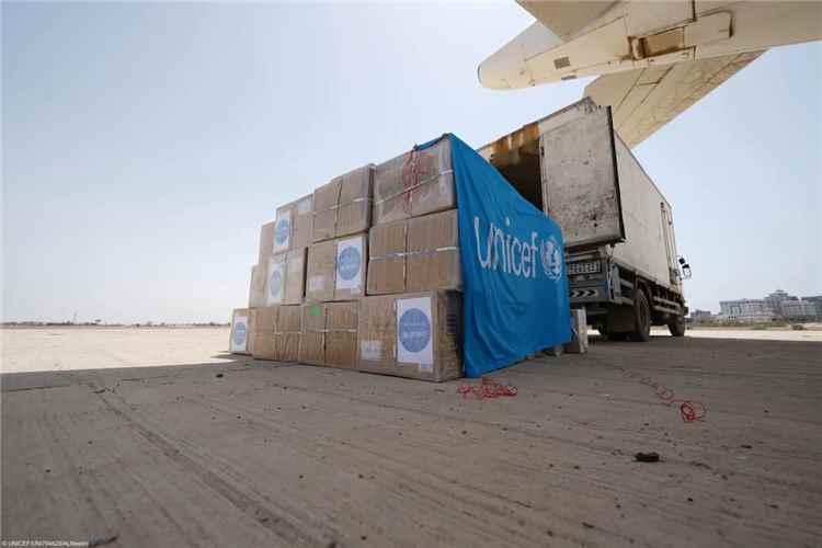 يونيسف: وصول أكثر من 441 ألف جرعة لقاح إلى عدن لدعم التحصين الروتيني في اليمن