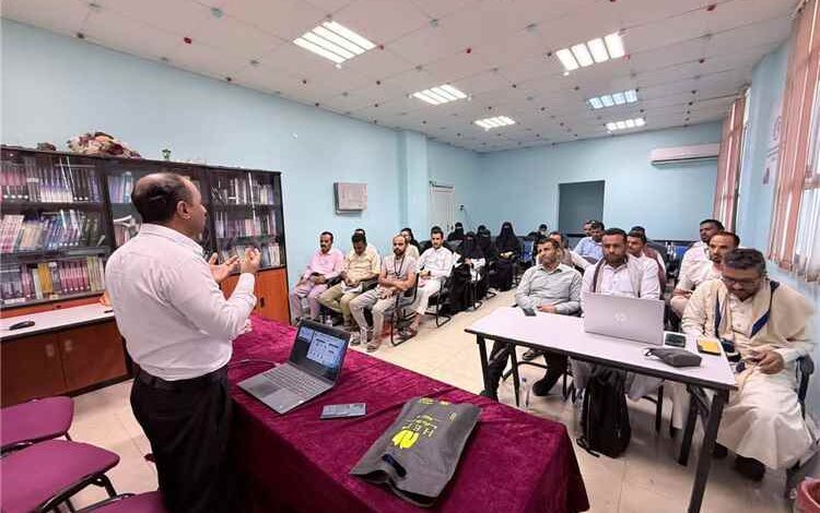122 موظفاً حكومياً يختتمون برامج تدريبية بمأرب لتعزيز استخدام الذكاء الاصطناعي في المؤسسات العامة