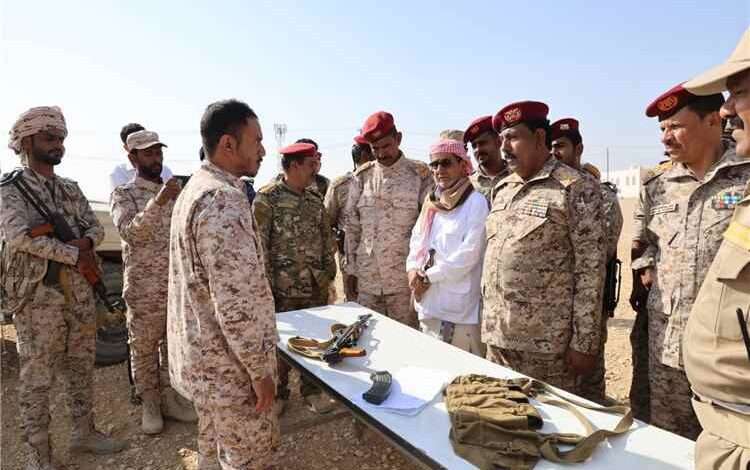 قائد المنطقة العسكرية الثانية يدشّن المرحلة الثانية من العام التدريبي ٢٠٢٦م بلواء شبام ويشيد بجاهزية منتسبيه