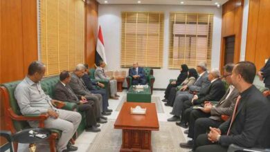 الخنبشي يناقش مع وزير الثقافة والسياحة سبل تنشيط القطاع السياحي وتعزيز الحراك الثقافي في حضرموت