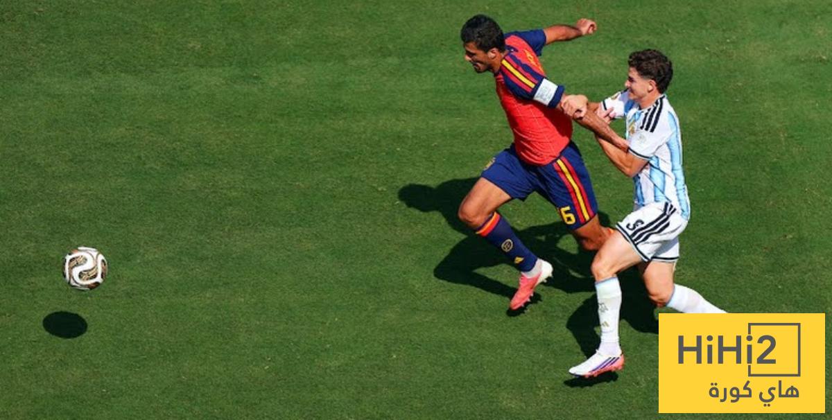 رودري وحده افضل من خط وسط ريال مدريد كاملا ..!