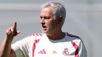 أول الراحلين عن ريال مدريد بعد مستواه السيئ في مباراة ألكوركون