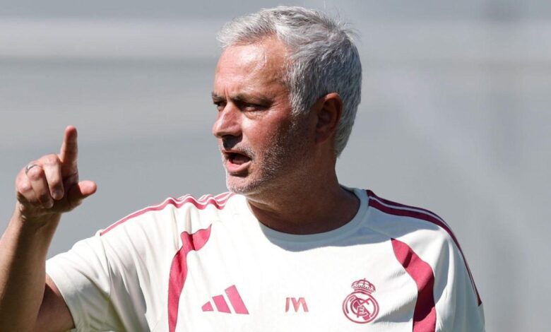 أول الراحلين عن ريال مدريد بعد مستواه السيئ في مباراة ألكوركون