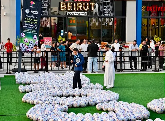 أبناء «بر جدة» يشاركون «سوق 7» في فعالية تسجيل رقمٍ قياسيٍّ عالميٍّ جديدٍ في موسوعة غينيس
