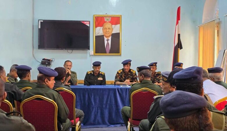 أجهزة الأمن ترفع الجاهزية الأمنية القصوى وتوسع الانتشار الميداني  بمحافظة تعز تنفيذاً لقرارات مجلس الدفاع الوطني