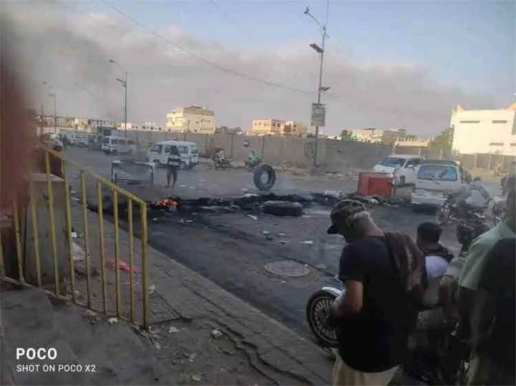 أعمال شغب وفوضى تعطل الحركة في حوطة لحج