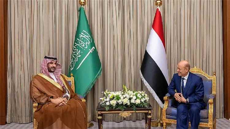 المشهد اليمني - أكاديمي ومحلل سياسي: هذه خيارات السعودية والحكومة اليمنية في مواجهة الحوثيين