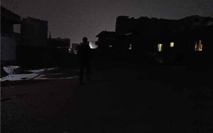 أهالي حي الشهداء بالممدارة يناشدون مأمور الشيخ عثمان تركيب كشافات طاقة شمسية للحد من السرقات