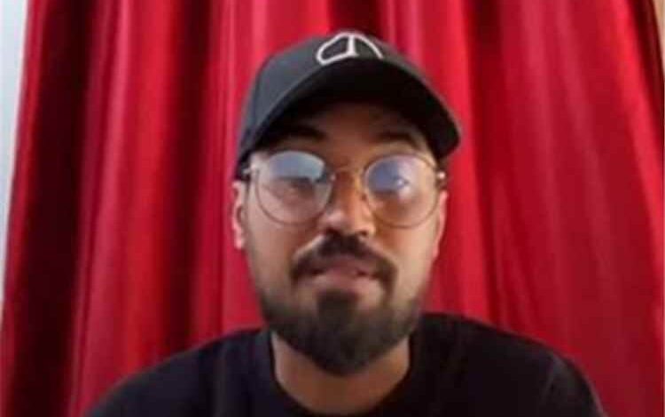المشهد اليمني - أول تعليق حكومي على فرار صانع المحتوى عماد الفيل من مناطق سيطرة الحوثي بعد تلقيه تهديدات