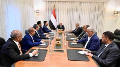 المشهد اليمني - أول تعليق للرئيس العليمي على إعلان التحالف البحري بقيادة السعودية