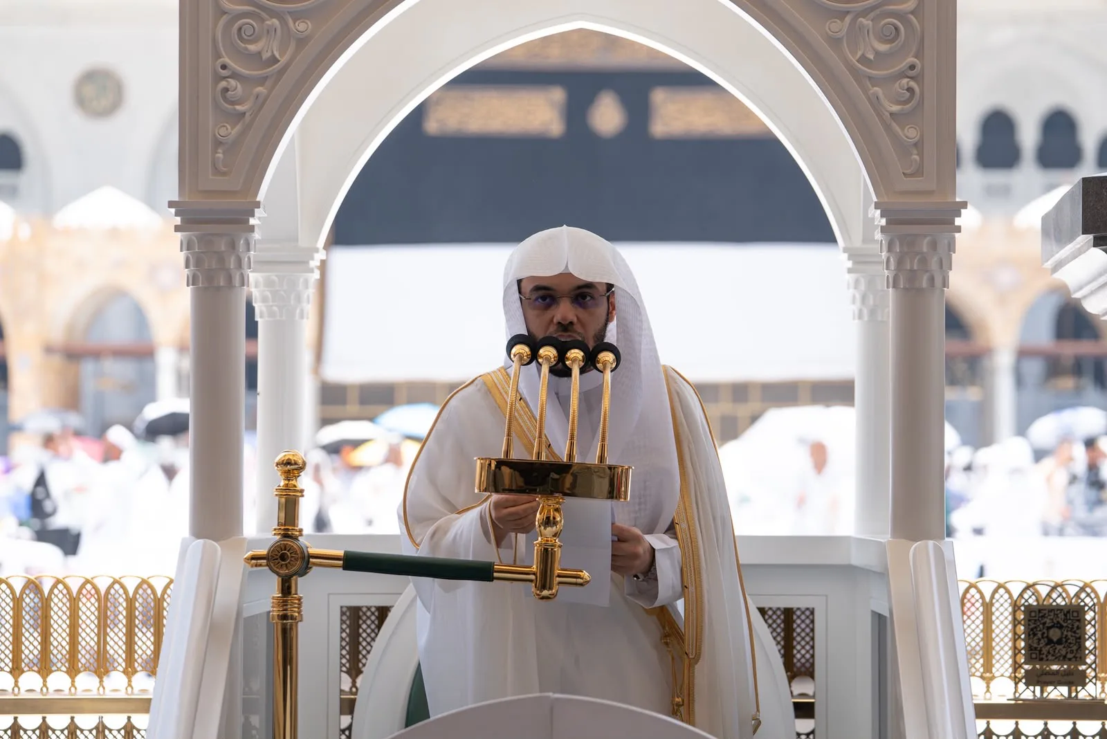 إمام الحرم المكي: غض البصر يورث حلاوة الإيمان ويحفظ القلب من الشهوات