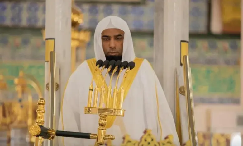 إمام المسجد النبوي: اتقوا النار بالتوبة.. وسقيا الماء صدقة عظيمة في الحر