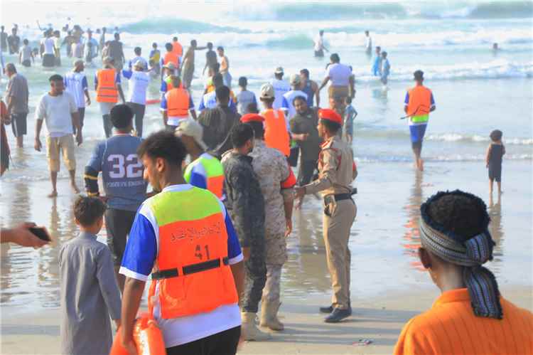 إنقاذ 4 حالات غرق في ثالث أيام نجم البلدة وخفر السواحل تشدد تحذيراتها للمصطافين