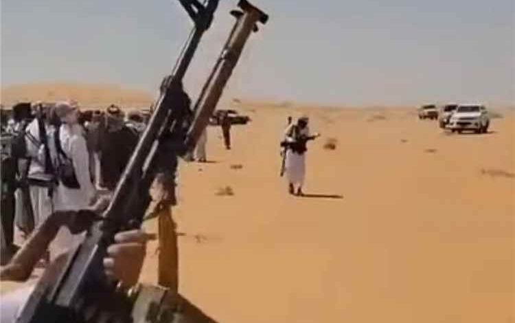 اشتباكات بين مليشيات الحوثي الارهابية وقبائل ذو حسين في اليتمة بمحافظة الجوف