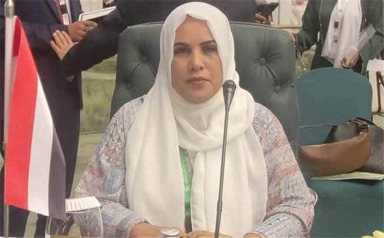 المشهد اليمني - التراجع عن تعيين عهد جعسوس وزيرة للإدارة المحلية وإعادتها إلى منصبها السابق