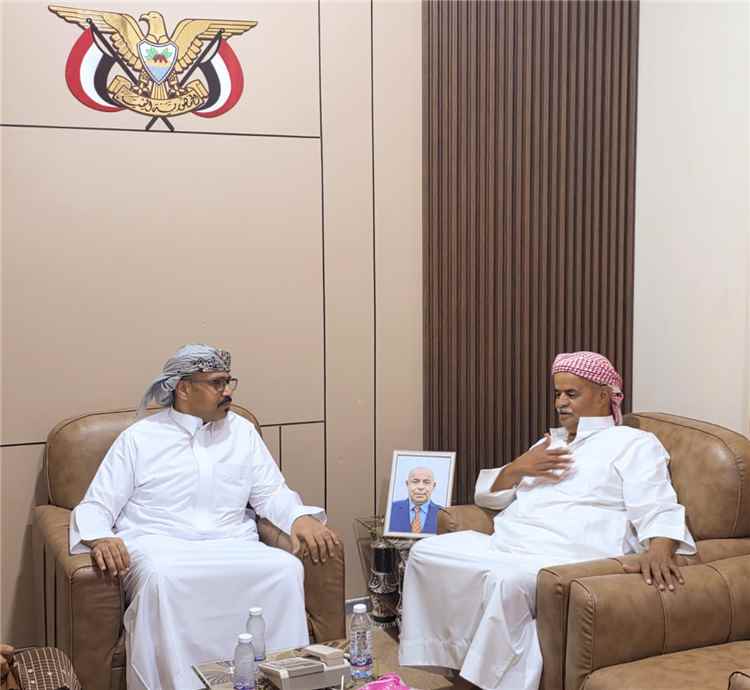 التميمي مدير عام مصلحة شؤون القبائل يستقبل المقدم قطامي عبدالله باجري لبحث القضايا الاجتماعية بوادي حضرموت
