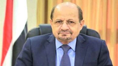 الحكومة: الحوثيون أفشلوا جهود السلام وزجوا باليمن في صراعات إقليمية خدمة لأجندات خارجية