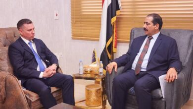 الحكومة اليمنية تناقش مع واشنطن توسيع التعاون في مكافحة الإرهاب ومواصلة التعاون الأمني وبناء القدرات