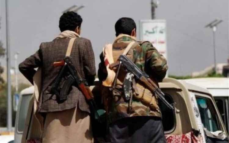 الحوثيون يشنون حملة اعتقالات في صنعاء والحديدة عقب أزمة الطائرة الإيرانية