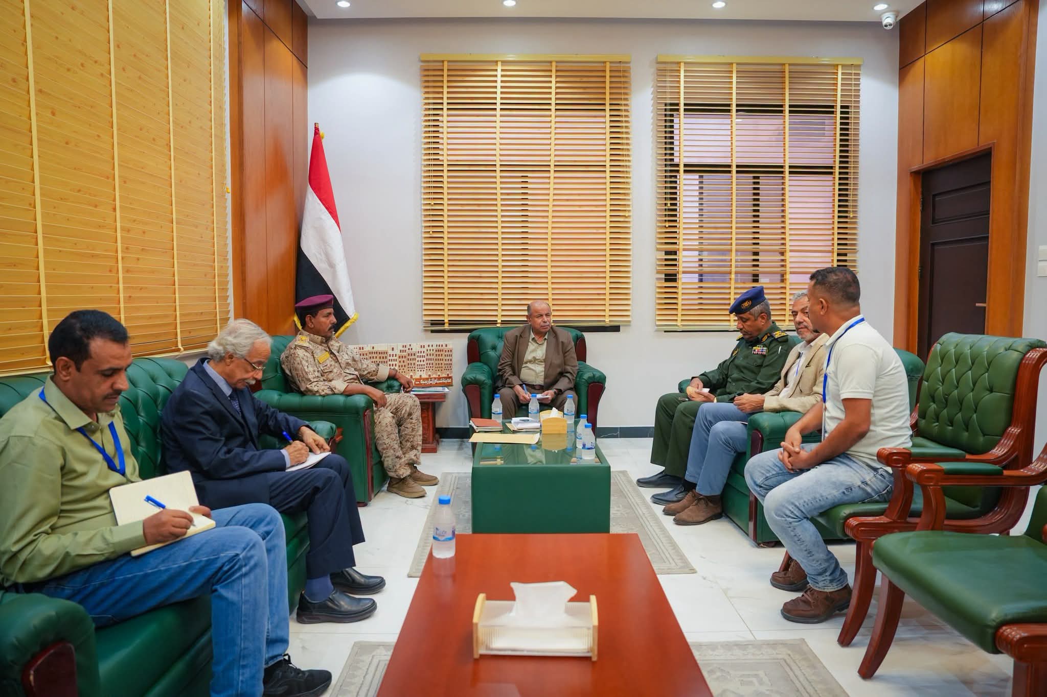 الخنبشي يؤكد توفير بيئة آمنة لعمل الأمم المتحدة والمنظمات الدولية في حضرموت