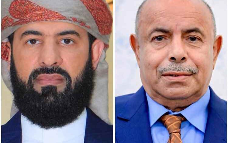 الخنبشي يشدد على رفع التقطعات في الخط الدولي بأبين ويثمن استجابة المحافظ الرباش لتنفيذ حملة أمنية مشتركة
