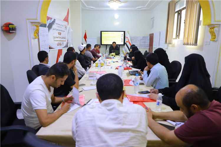 الدائرة الإنسانية بالمجلس الأعلى للمقاومة الشعبية تدشن مشروع بناء قدرات شركاء العمل الإنساني في تعز