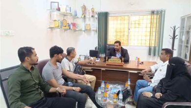 الدكتور بن نويصر يلتقي مؤسسة الطبيب الزائر التنموية لمناقشة تدخلاتها في القطاع الصحي بساحل حضرموت