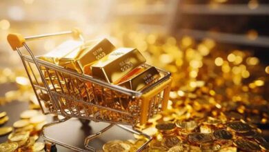 الذهب يلمع مع انخفاض الدولار وتراجع رهانات رفع الفائدة الأمريكية
