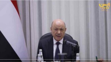 الرئيس العليمي: لن نسمح بانتهاك أجواء اليمن.. وسيادتنا خط أحمر