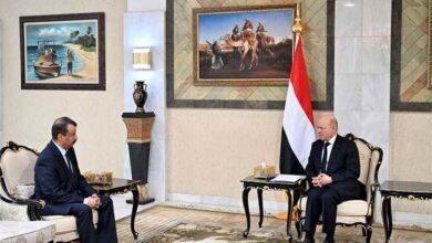 المشهد اليمني - الرئيس العليمي يوجه رسائل مهمة لشباب محافظة صعدة معقل عبدالملك الحوثي